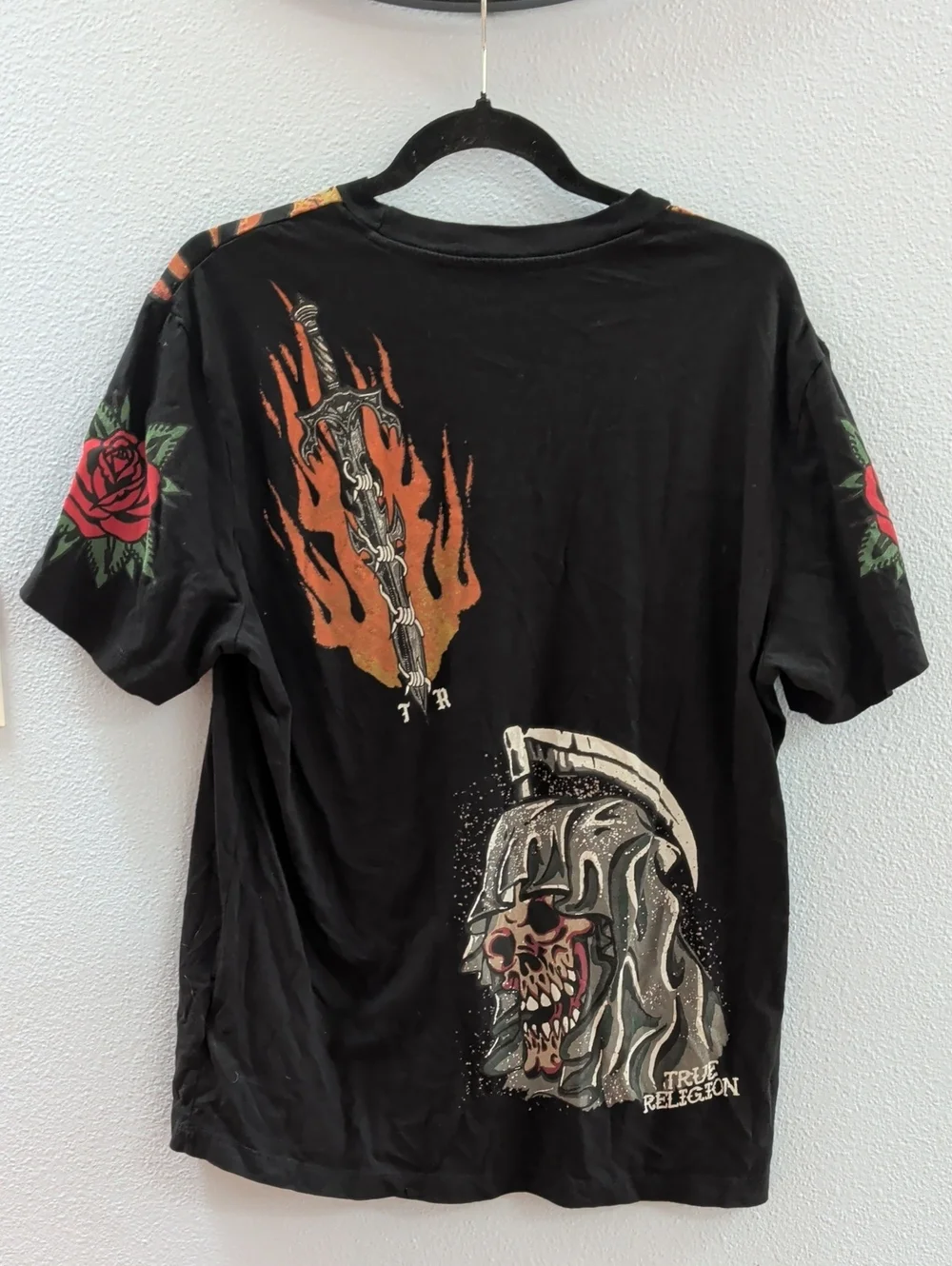 True Religion Tiger Heart Men’s Black Graphic Tiger Tee